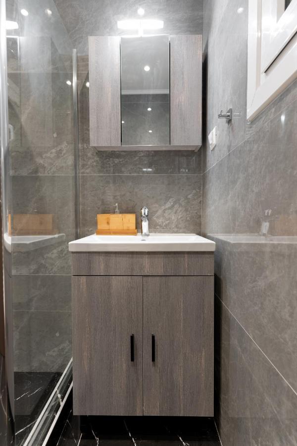 Cosy 2Br Apartment Next To Bars & Restaurants Athen Exterior foto